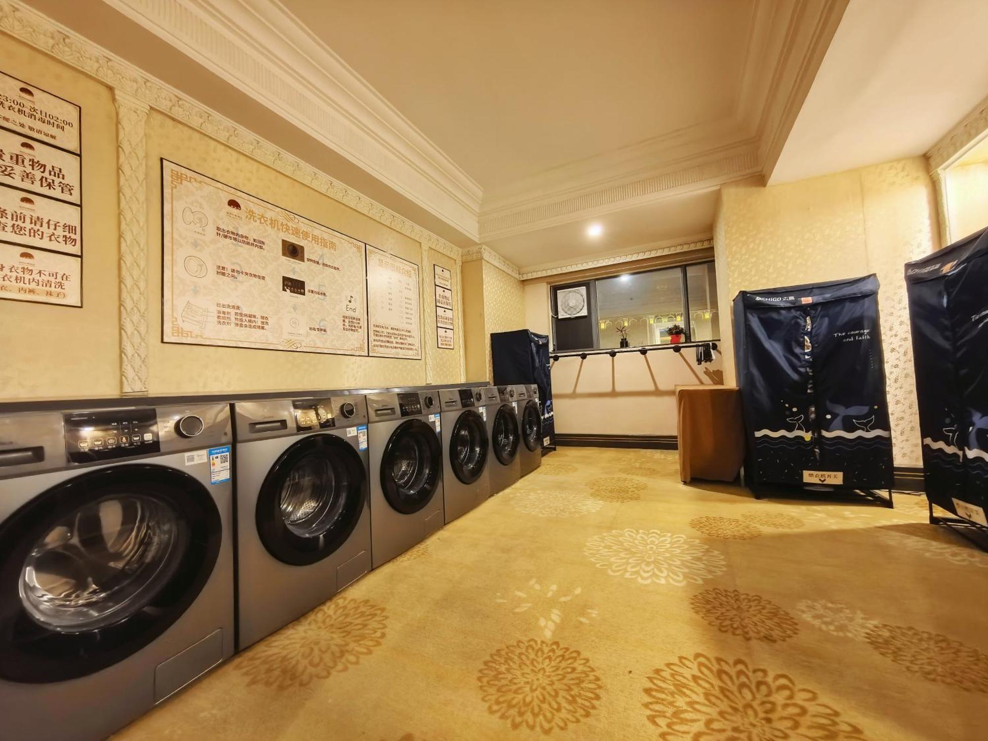 Nanyang King'S Gate Hotel--Free Shuttle Service To Canton Fair Exterior photo