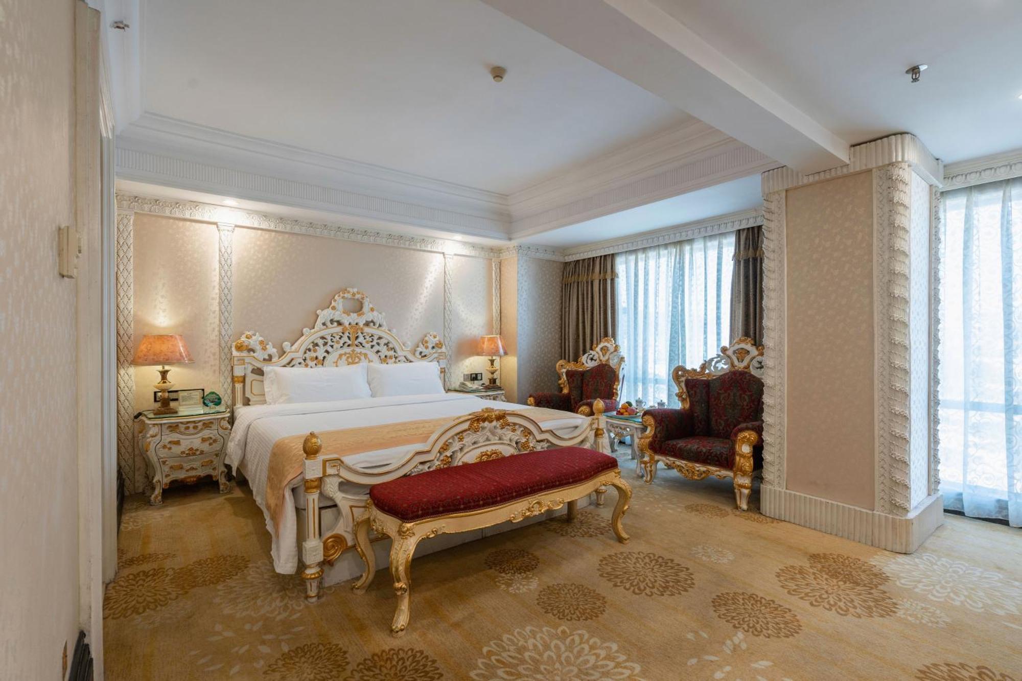 Nanyang King'S Gate Hotel--Free Shuttle Service To Canton Fair Exterior photo