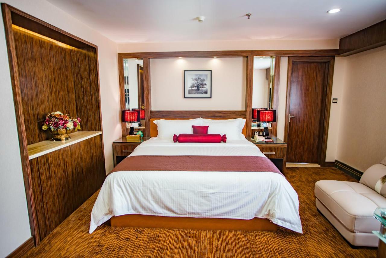 Nanyang King'S Gate Hotel--Free Shuttle Service To Canton Fair Exterior photo